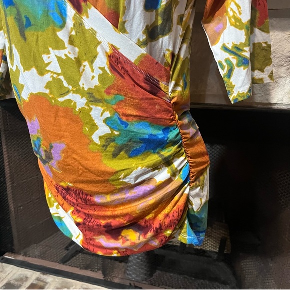 Cabi Style 309 multi color print Faux wrap Blouse - Picture 9 of 10